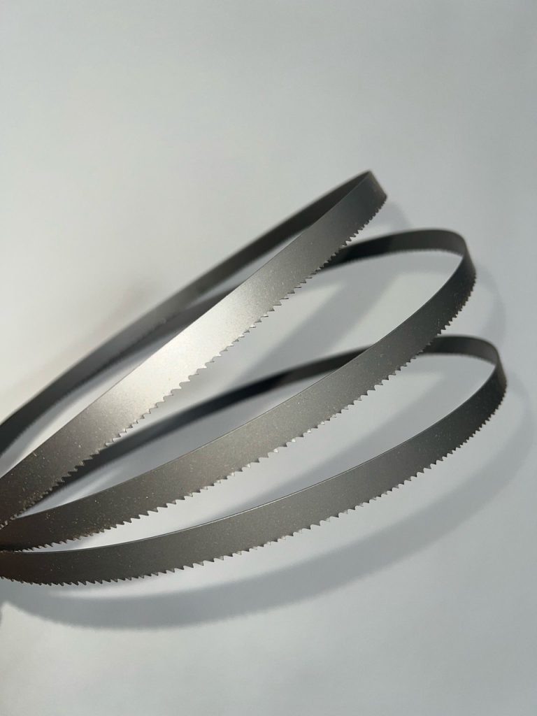Metalfloor® – Bi-Metal Bandsaw Blade 8/12 Vari Pitch – MA630 Bandsaw & Steel Encapsulated Access Floor Panel Compatible –